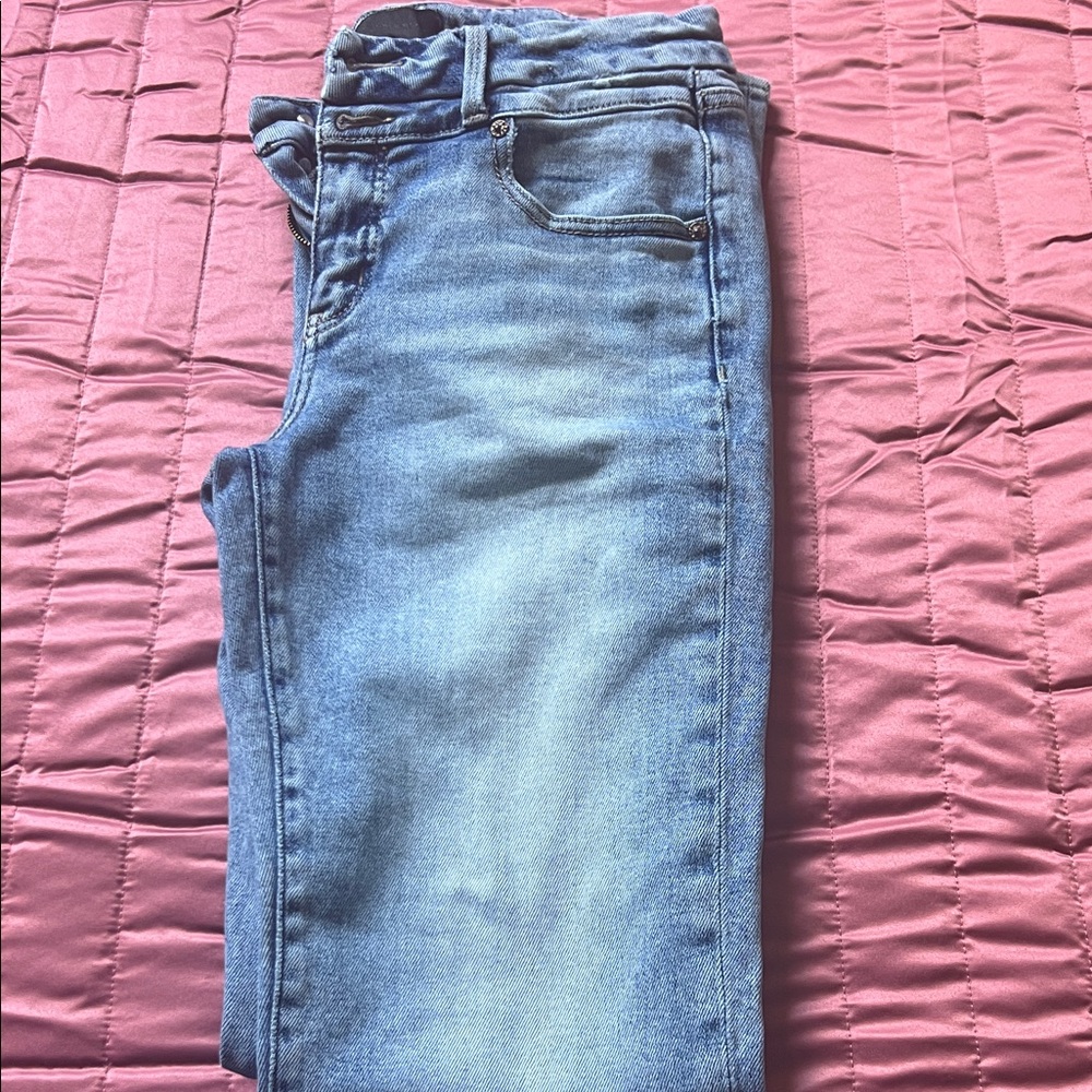 Buckle Women's Light Blue Skinny Jeans